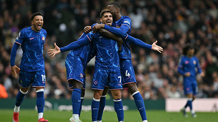 TOPSHOT-FBL-ENG-PR-FULHAM-CHELSEA TOPSHOT-FBL-ENG-PR-FULHAM-CHELSEA