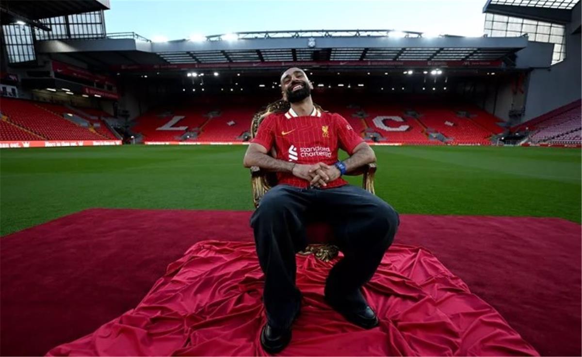 large-687 محمد صلاح